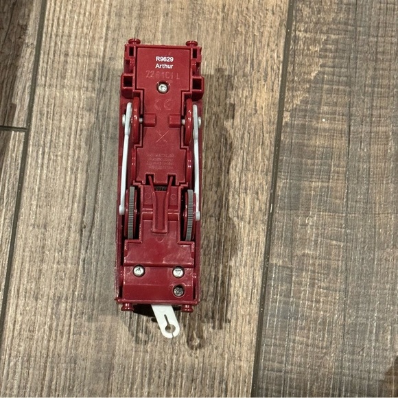 2009 Thomas & Friends Trackmaster Arthur LMS Train Motorized Engine Works - Picture 13 of 13